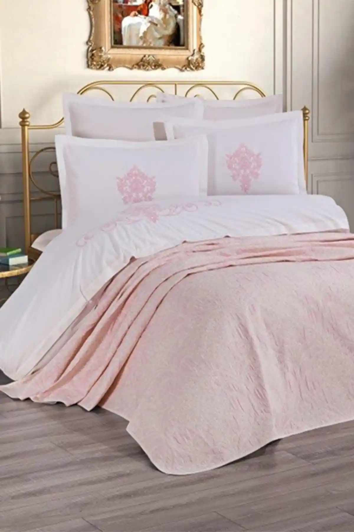 ÖzDilek Paradise Gelin Setleri ile Şık ve Konforlu Yatak Odası Dekorasyonu