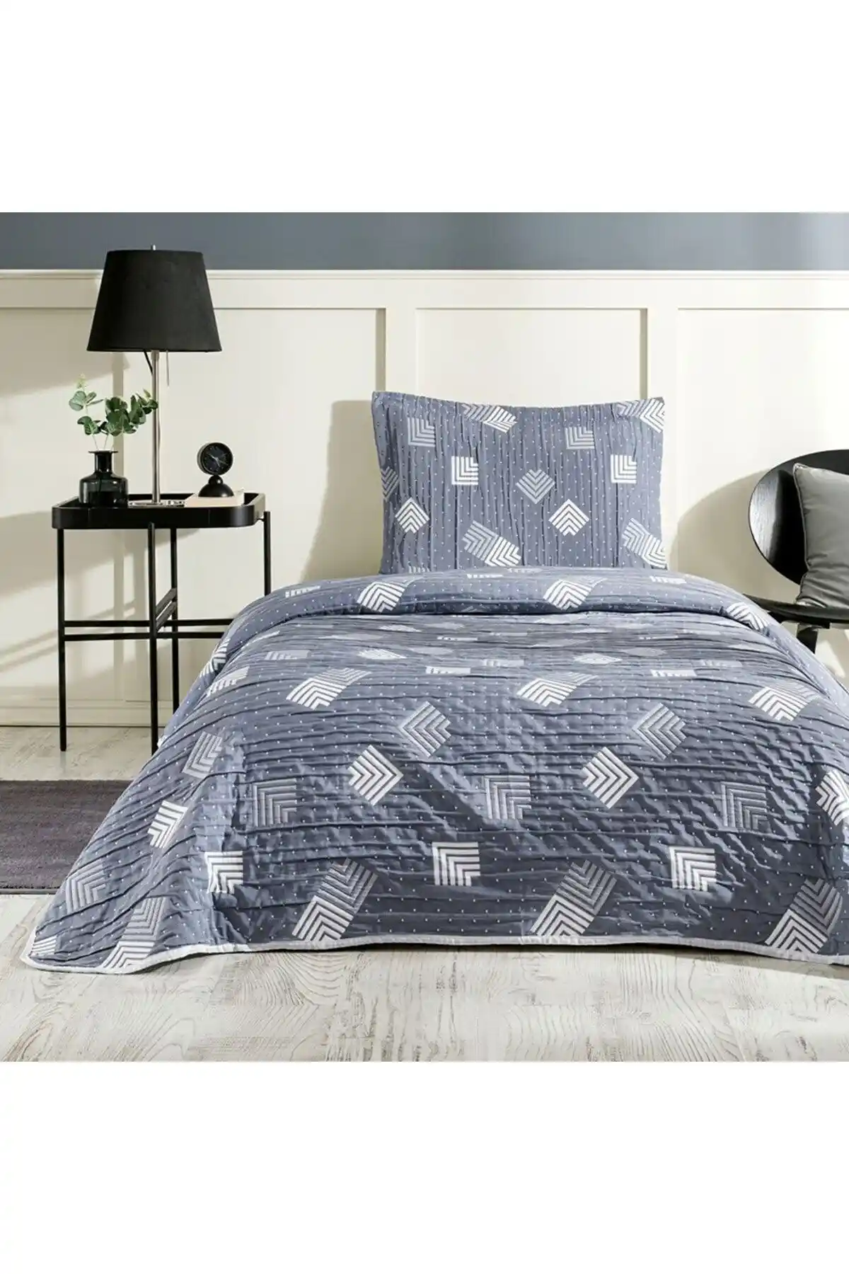 ÖzDilek Tek Kişilik Yatak Örtüsü ile Yatak Odası Dekorasyonunuzu Yenileyin