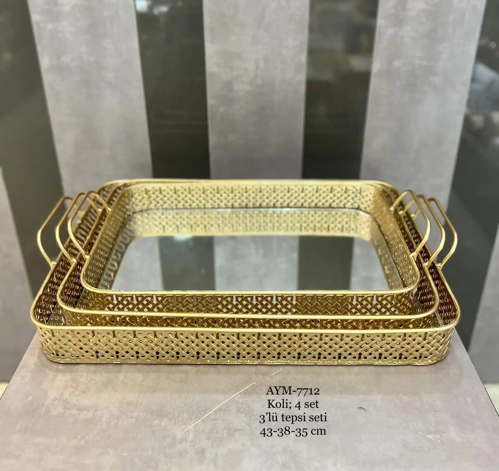 Ozdilek Tepsi Modelleri ile Dekorasyonunuza Şıklık Katmanın Yolları