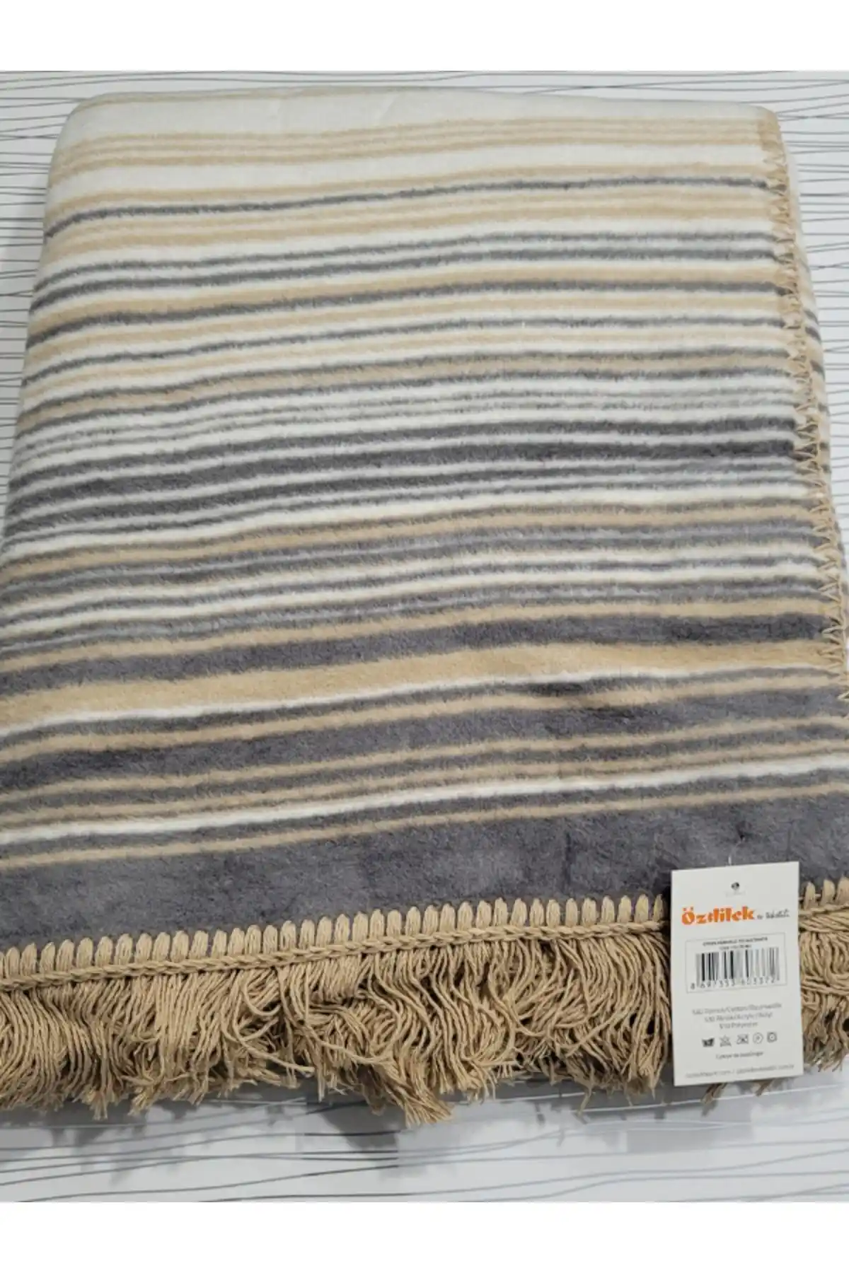 Ozdilek TV Battaniyesi ile Ev Dekorasyonunda Konfor ve Şıklık Sağlama Rehberi