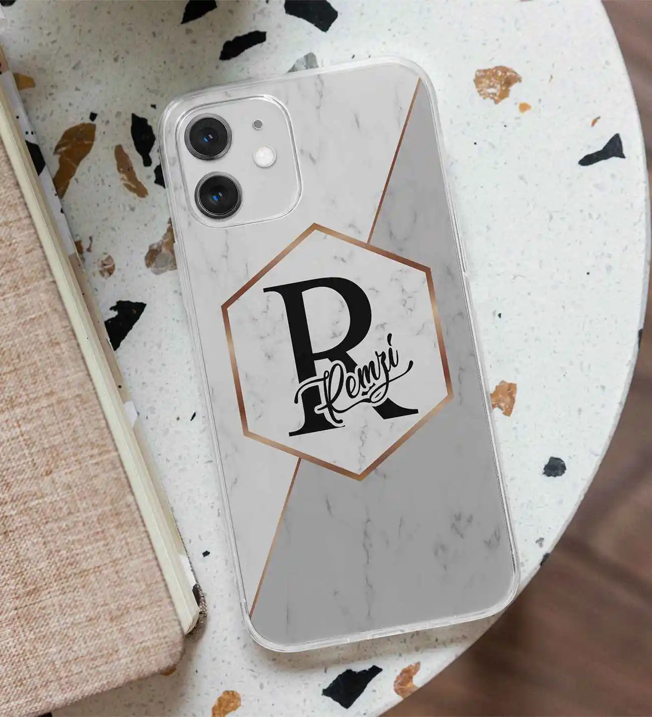 Özel Tasarım Telefon Kılıflarıyla Dekorasyonunuzu Güçlendirin ve Kişisel Tarzınızı Yansıtın