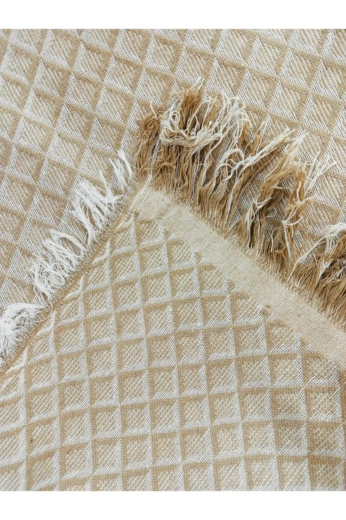 Özlü Home Koltuk Örtüleri ile Dekorasyonda Şıklık ve Fonksiyonellik Sağlama