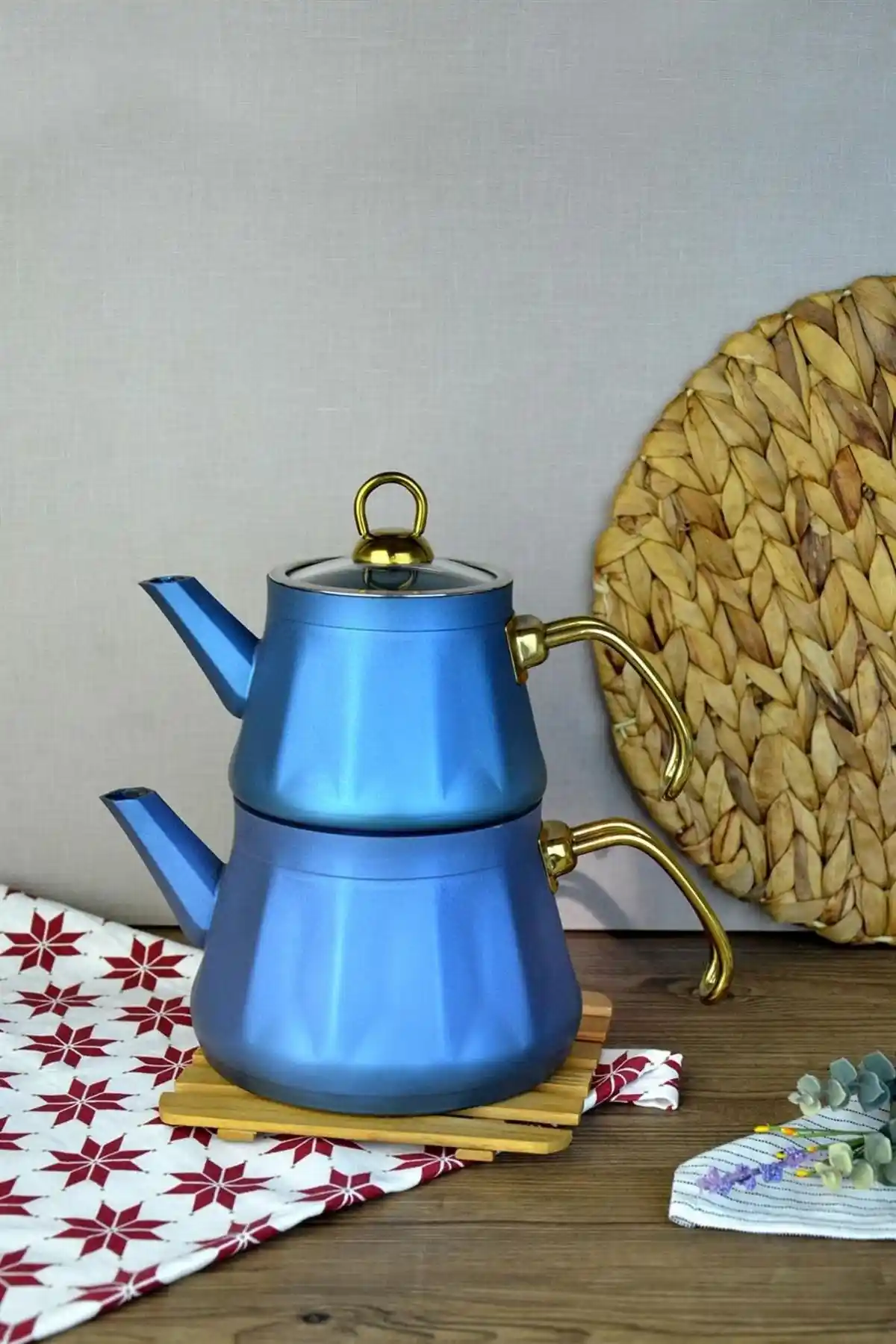 Paçi Granit Çaydanlıklar ile Mutfakta Dayanıklılık ve Estetiği Bir Arada Yakalayın