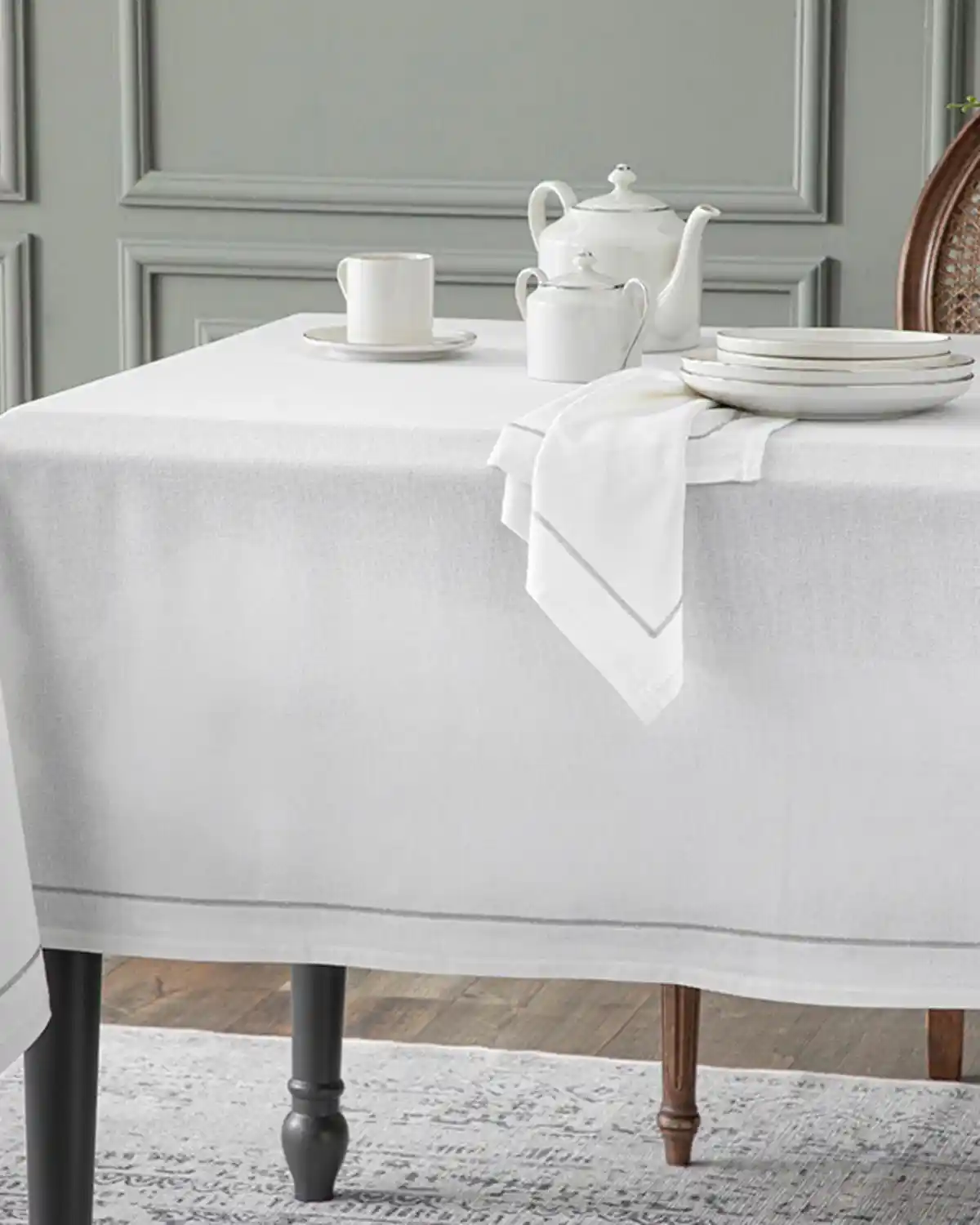 Pamuk Masa Örtüsü ile Dekorasyonda Zarafeti Yükselten Trendler ve İpuçları