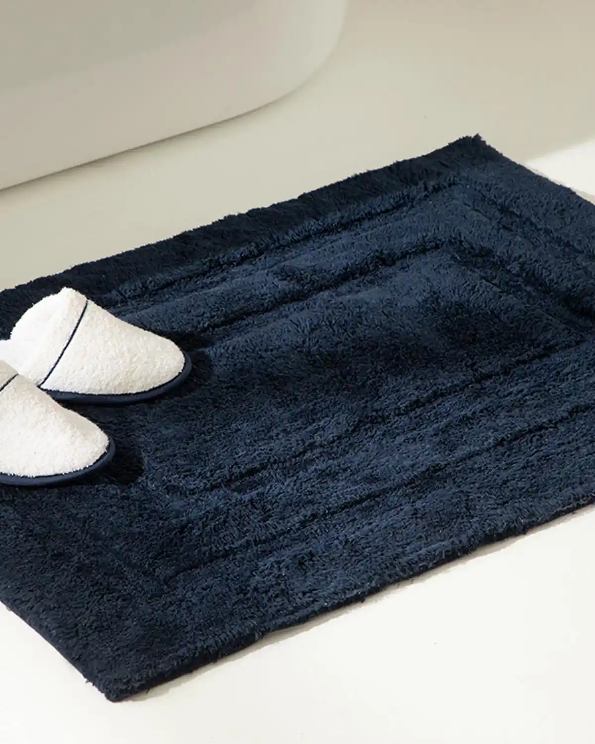 Pamuklu Banyo Paspası Seçenekleri ve Dekorasyonda Kullanım İpuçları