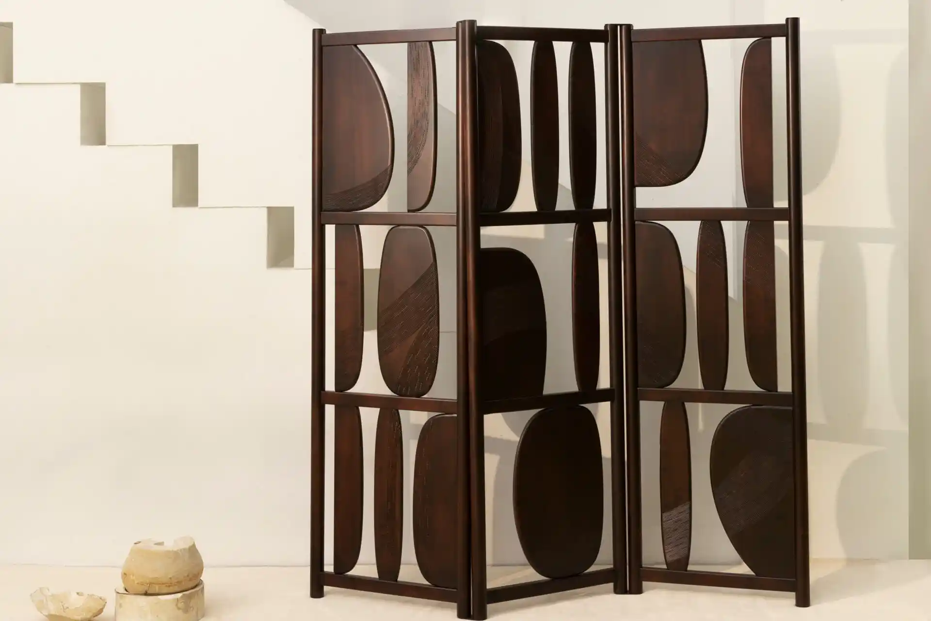 Paravan ile Dekorasyonda Şıklık ve İşlevselliğin Modern Kullanımı