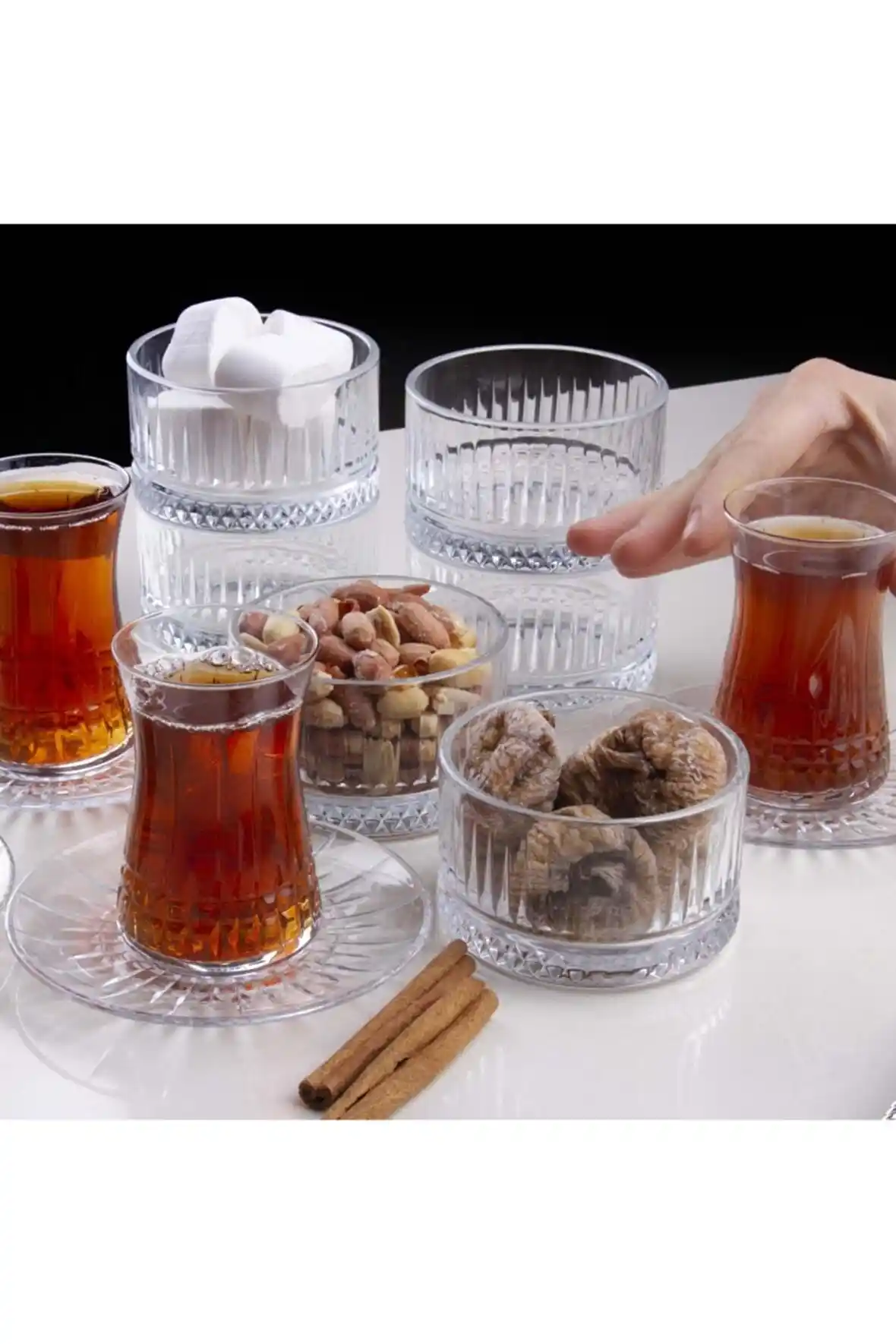 Paşabahçe 37 Parça Kristal Bardak Seti ile Şık ve Fonksiyonel Dekorasyon Çözümleri