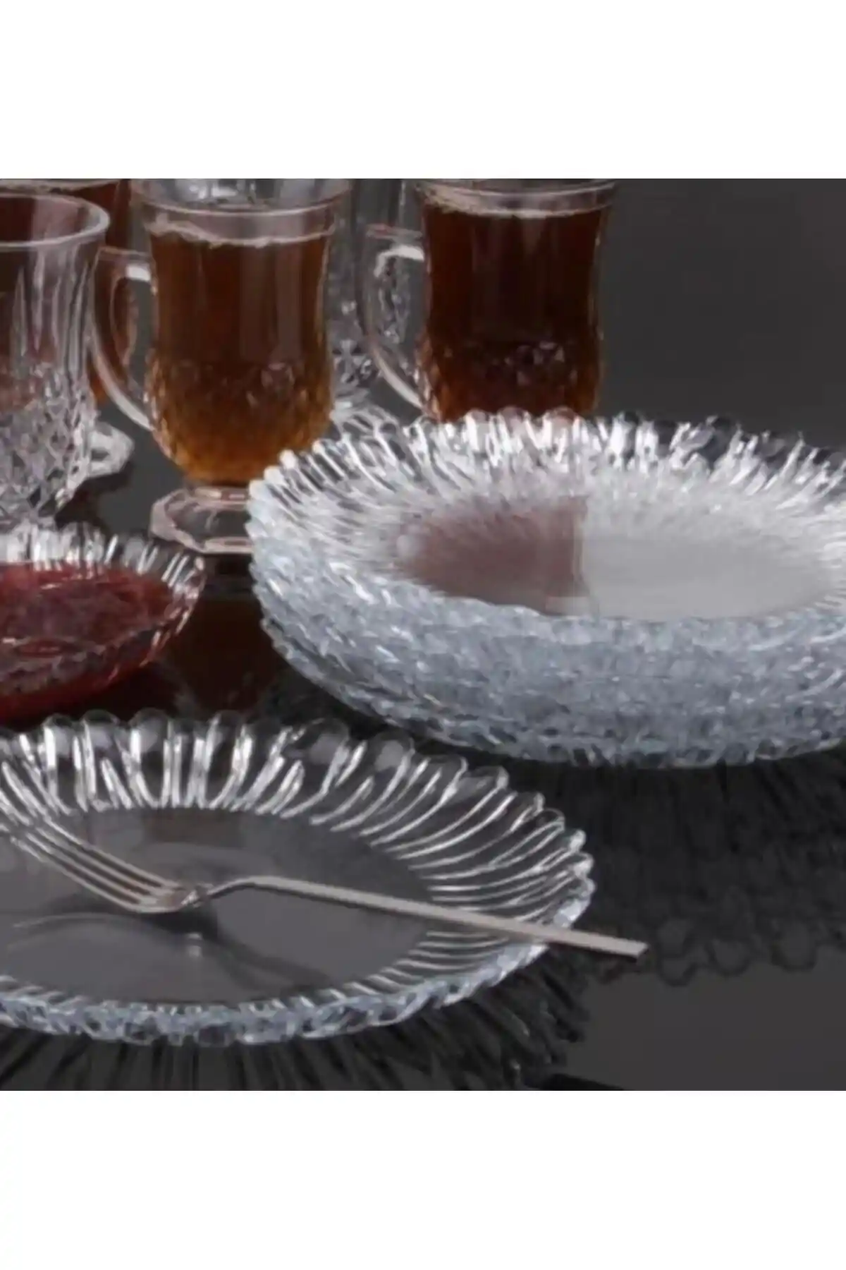 Pasabahçe Aurora 6'lı Pasta Tabağı Seti ile Sofralarınıza Zarafet Katın