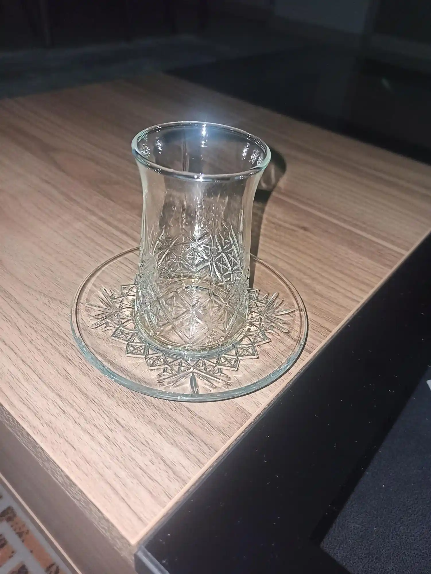 Paşabahçe Bardak Altlığı ile Dekorasyonda Şıklık ve İşlevsellik Sağlayan İpuçları