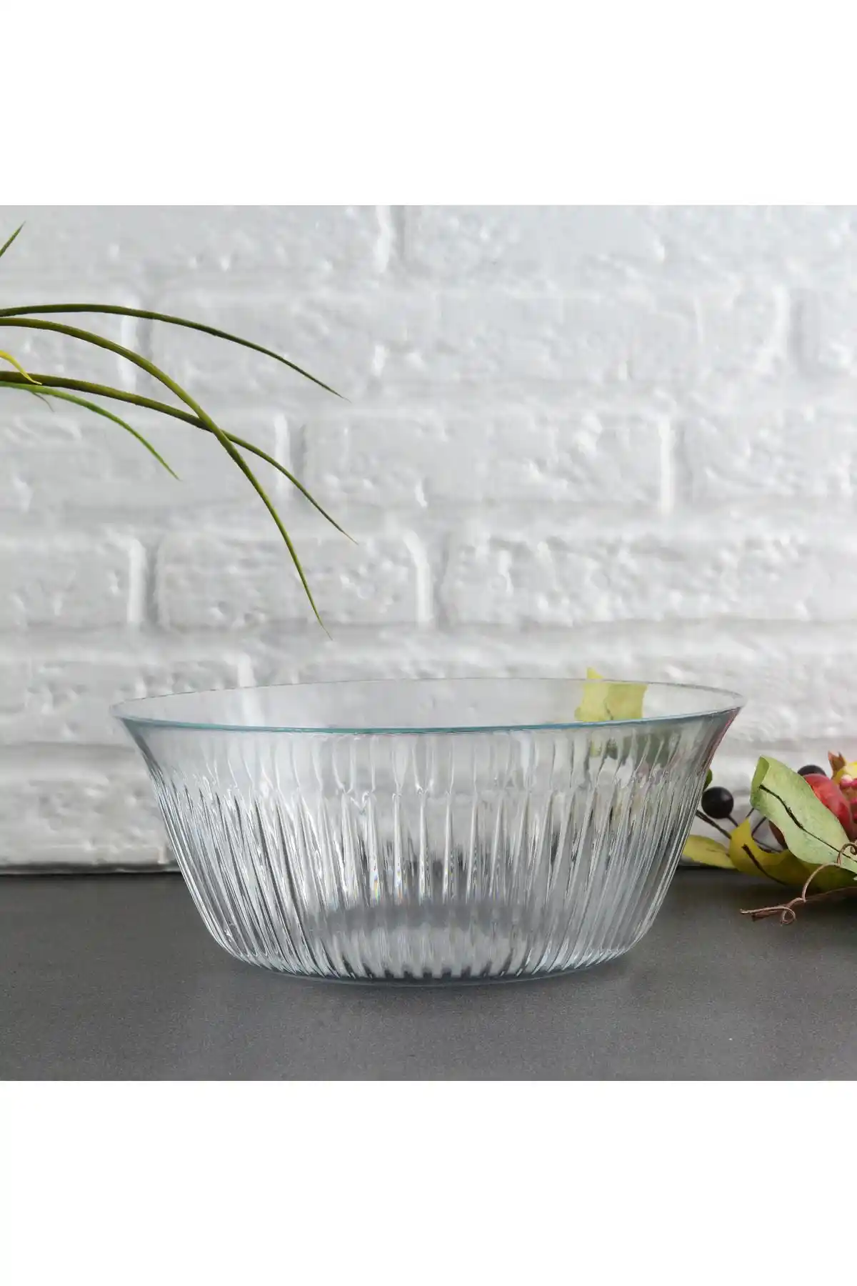 Paşabahçe Büyük Cam Kase ile Dekorasyonunuzu Zenginleştirin ve Fonksiyonelliği Artırın