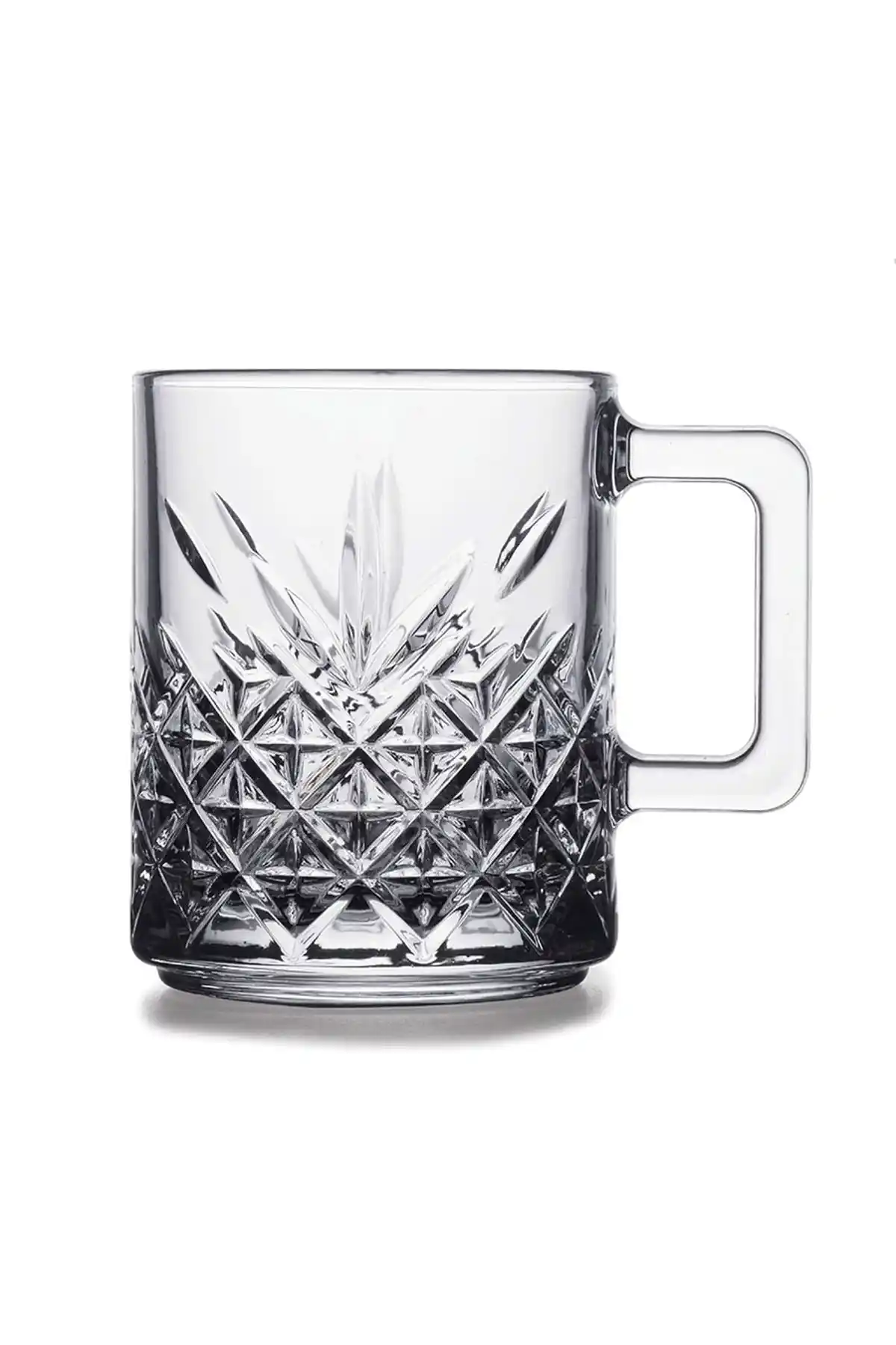 Pasabahçe Kupalar: Modern ve Klasik Tasarımlarla Dekorasyonunuza Şıklık Katın