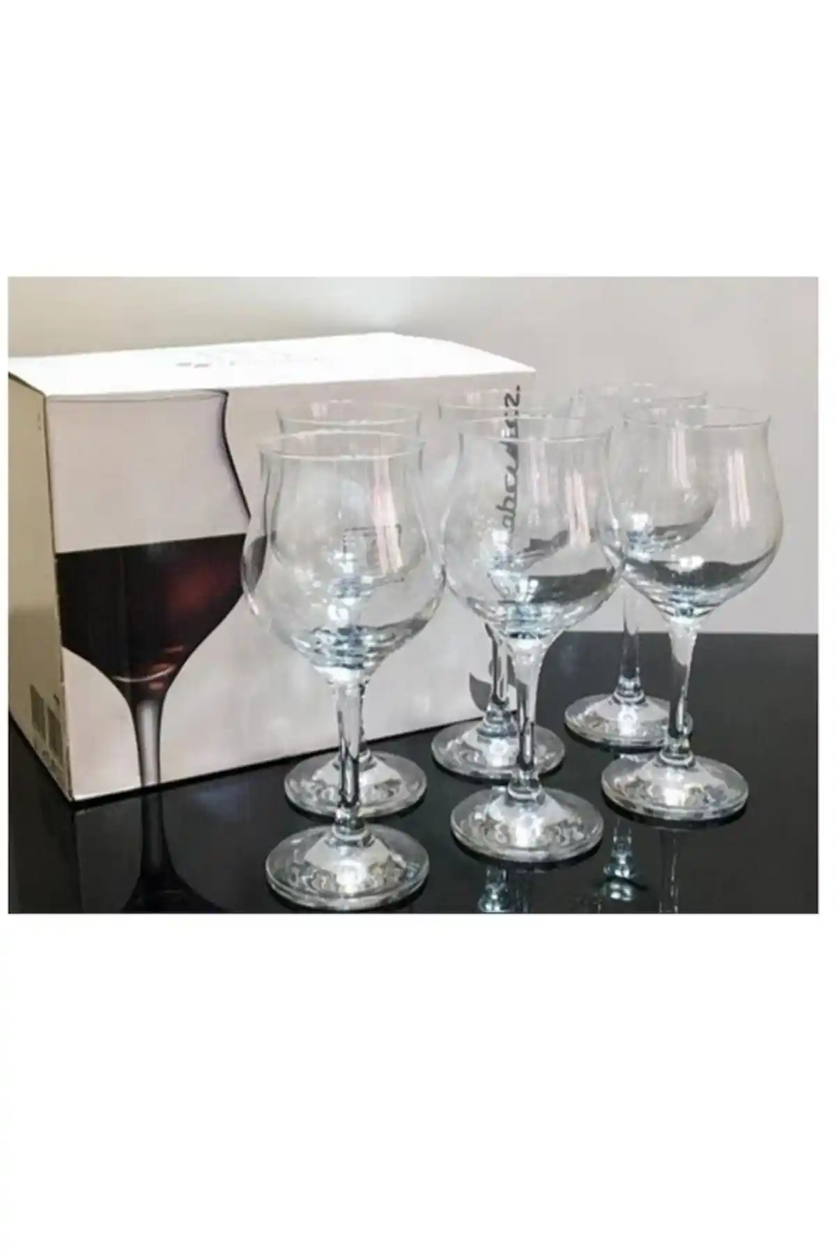 Paşabahçe Magnolia Bardağı ile Şık ve Fonksiyonel Dekorasyon Çözümleri