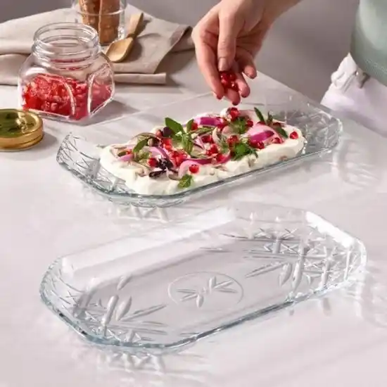 Paşabahçe Timeless Servis Tabağı ile Dekorasyonunuza Zarif ve Zamansız Dokunuşlar