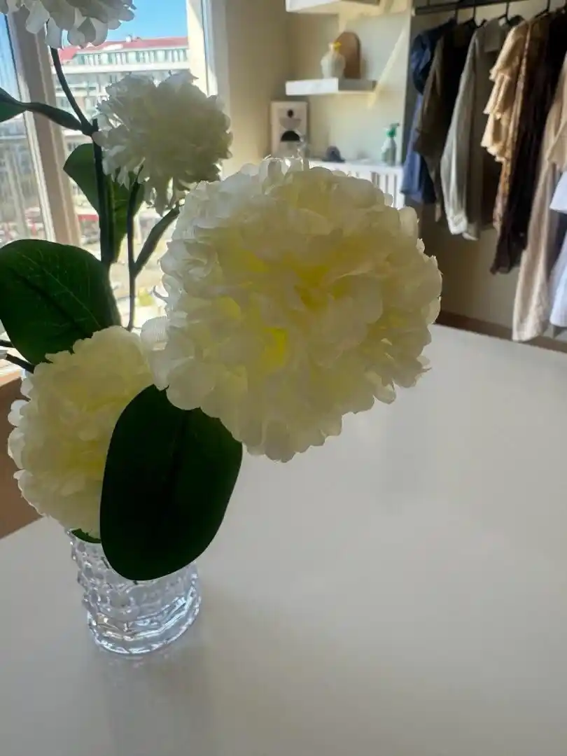 Paşabahçe Yapay Çiçeklerle Dekorasyonda Estetik ve Dayanıklılık Artışı