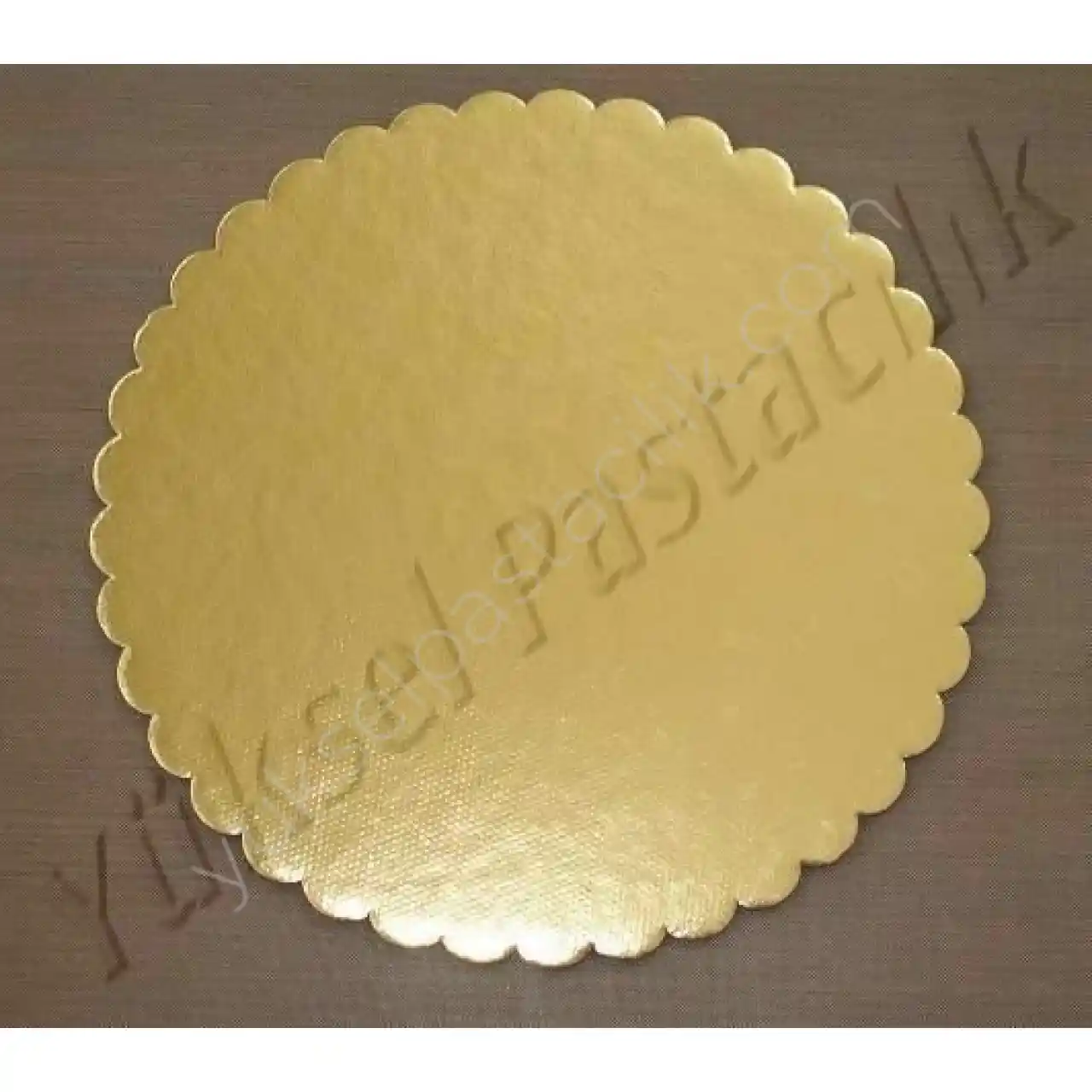 Pasta Altlığı Seçimi ve Dekorasyonda Kullanım İpuçları