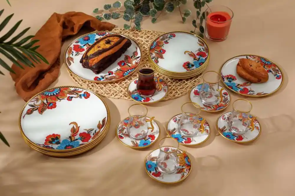 Pasta İkram Servis Setleri Dekorasyon ve Fonksiyonellik İçin Uygun Seçenekler