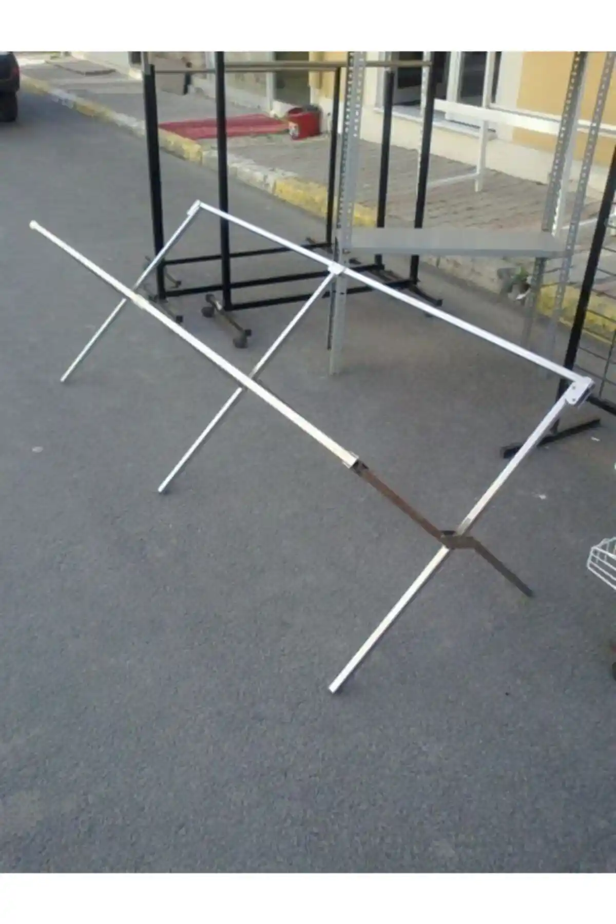 Pazarcı Tezgahı Dekorasyonunda Yaratıcı ve İşlevsel Çözümlerle Çekiciliği Artırma