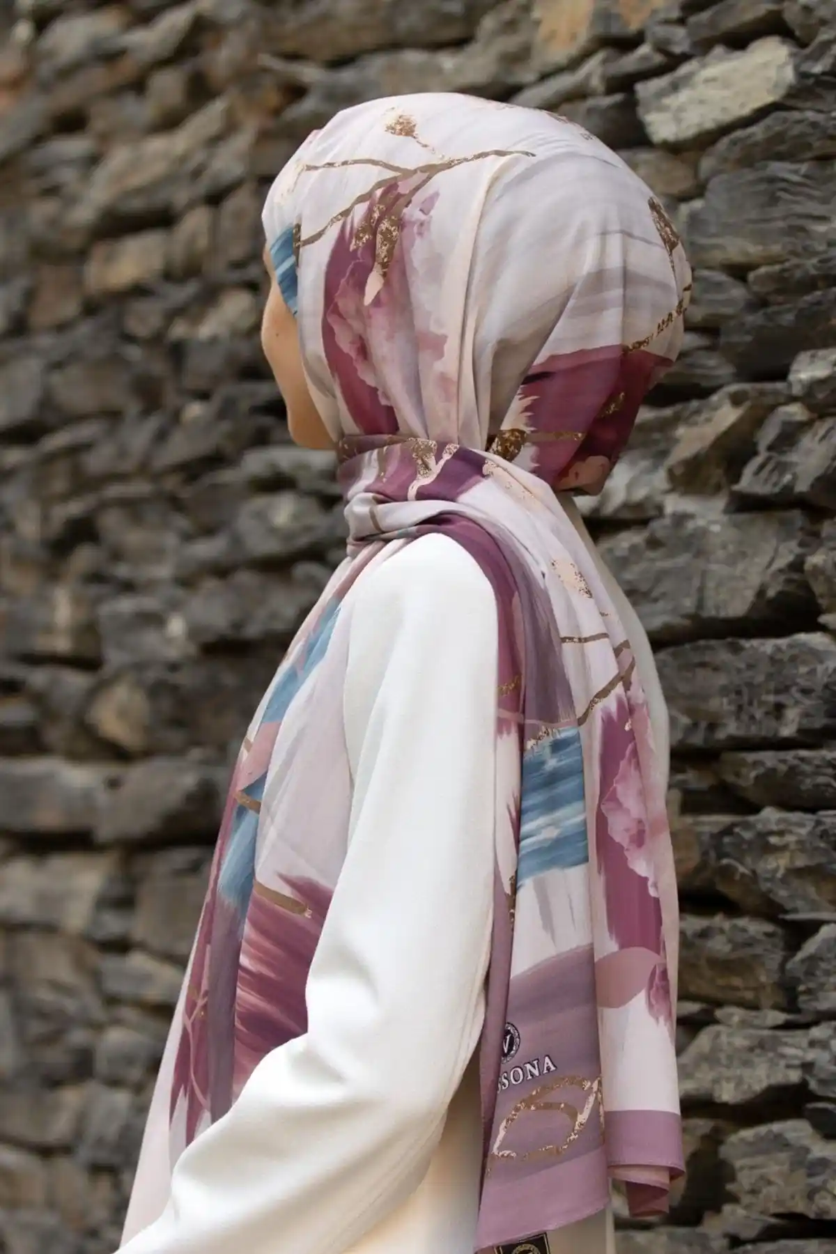 Petrol Yeşili Halı Modelleriyle Dekorasyonda Modern ve Şık Çözümler