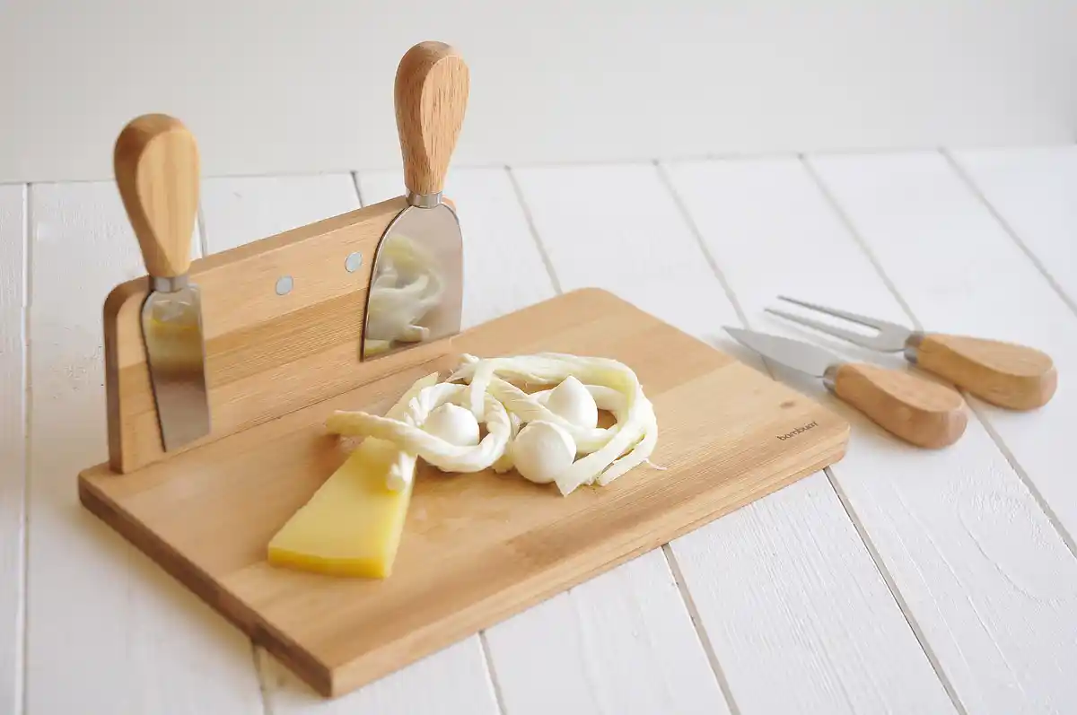 Peynir Servis Setleri ile Sofralarınıza Şıklık ve İşlevsellik Katın