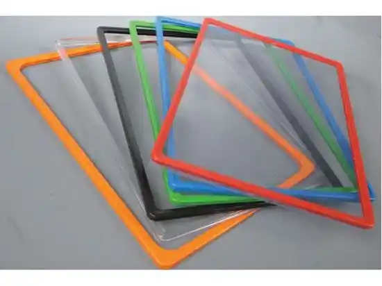 Plastik Çerçeve ile Modern ve Ekonomik Dekorasyon Çözümleri