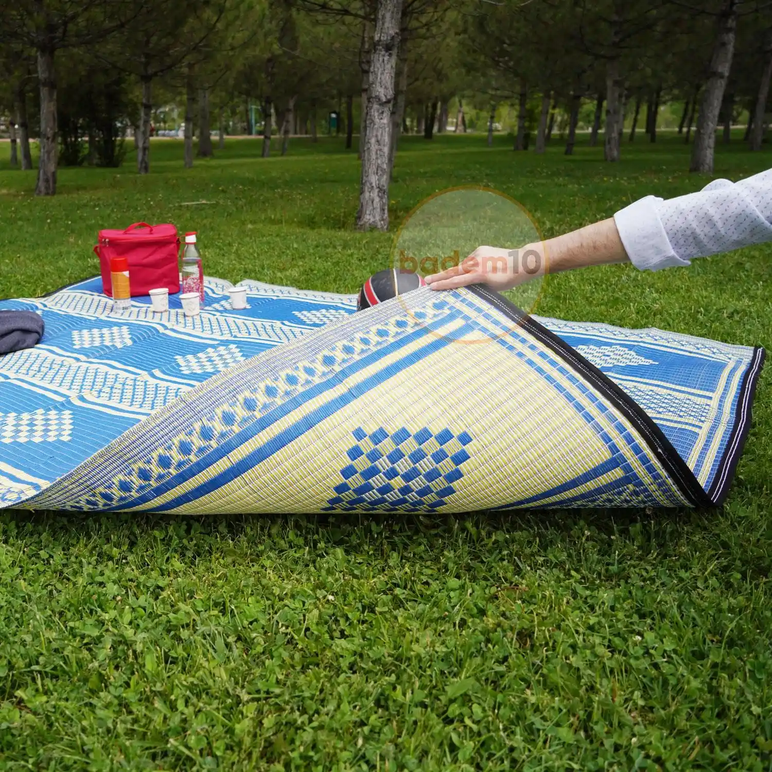 Plastik Hasır Halı ile Dekorasyonda Dayanıklı ve Pratik Çözümler