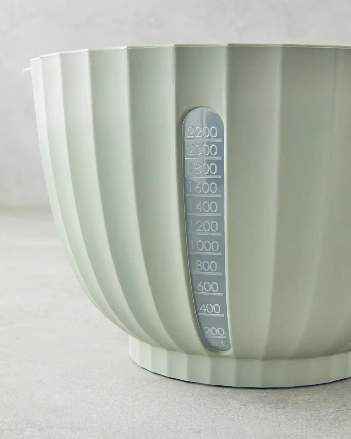 Plastik Kariştirma Kapları ile Modern ve Fonksiyonel Mutfak Dekorasyonu Rehberi