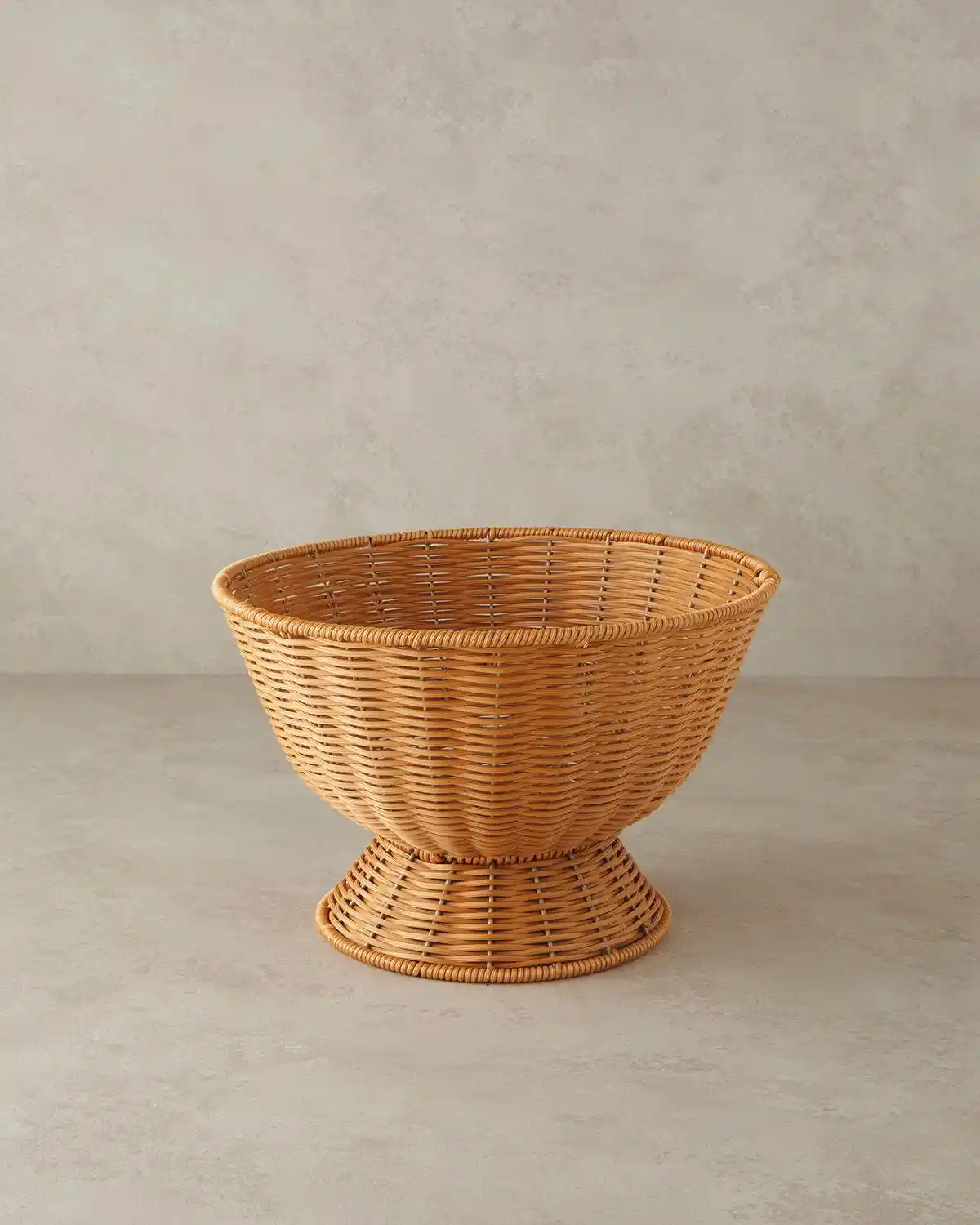 Plastik Rattan Dekorasyonda Modern ve Dayanıklı Alternatif Çözümler