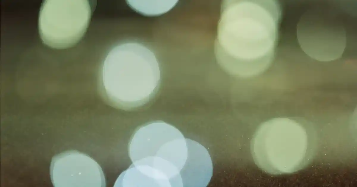 Polar Omuz Şalı Dekorasyonda Şıklık ve Konforun En Güzel Buluşması