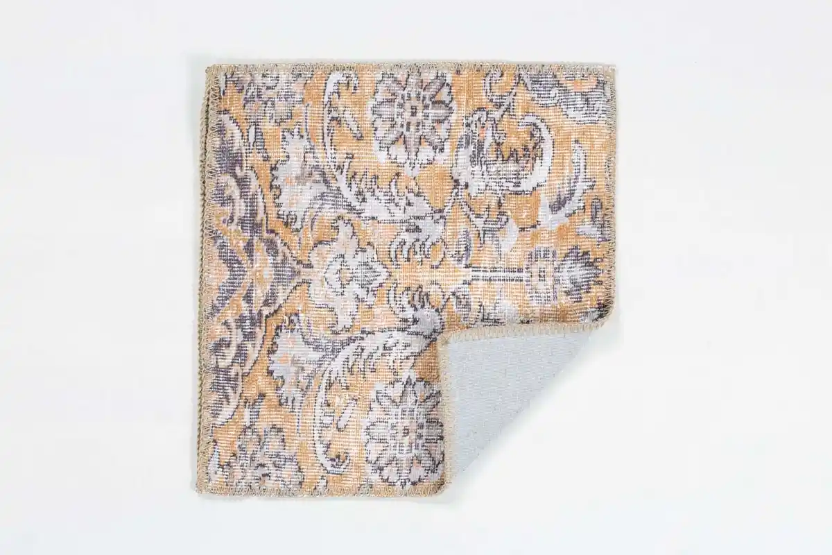 Polyester Yastıklar ile Modern Dekorasyon ve Konforun Buluşması