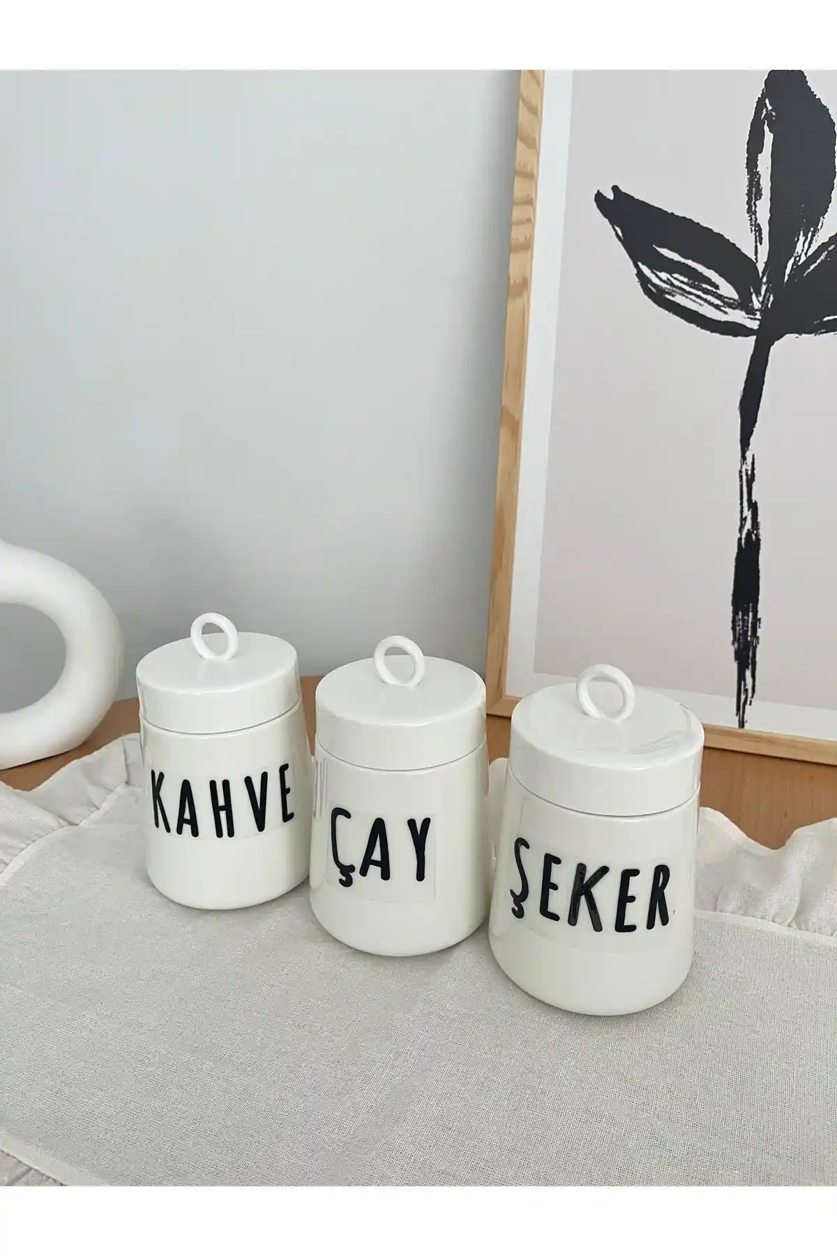 Porselen Çay Şeker Kavanozlarıyla Dekorasyonunuza Zarafet Katın ve Mutfak Şıklığını Artırın