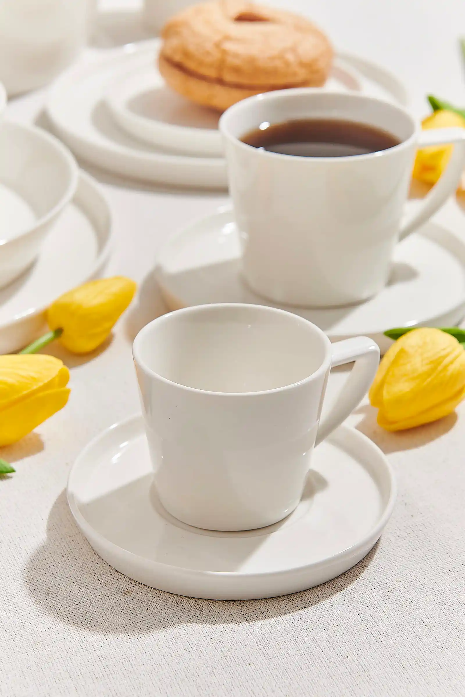 Porselen Espresso Fincanlarıyla Dekorasyonun Şıklığını Artıran Trendler ve Seçenekler