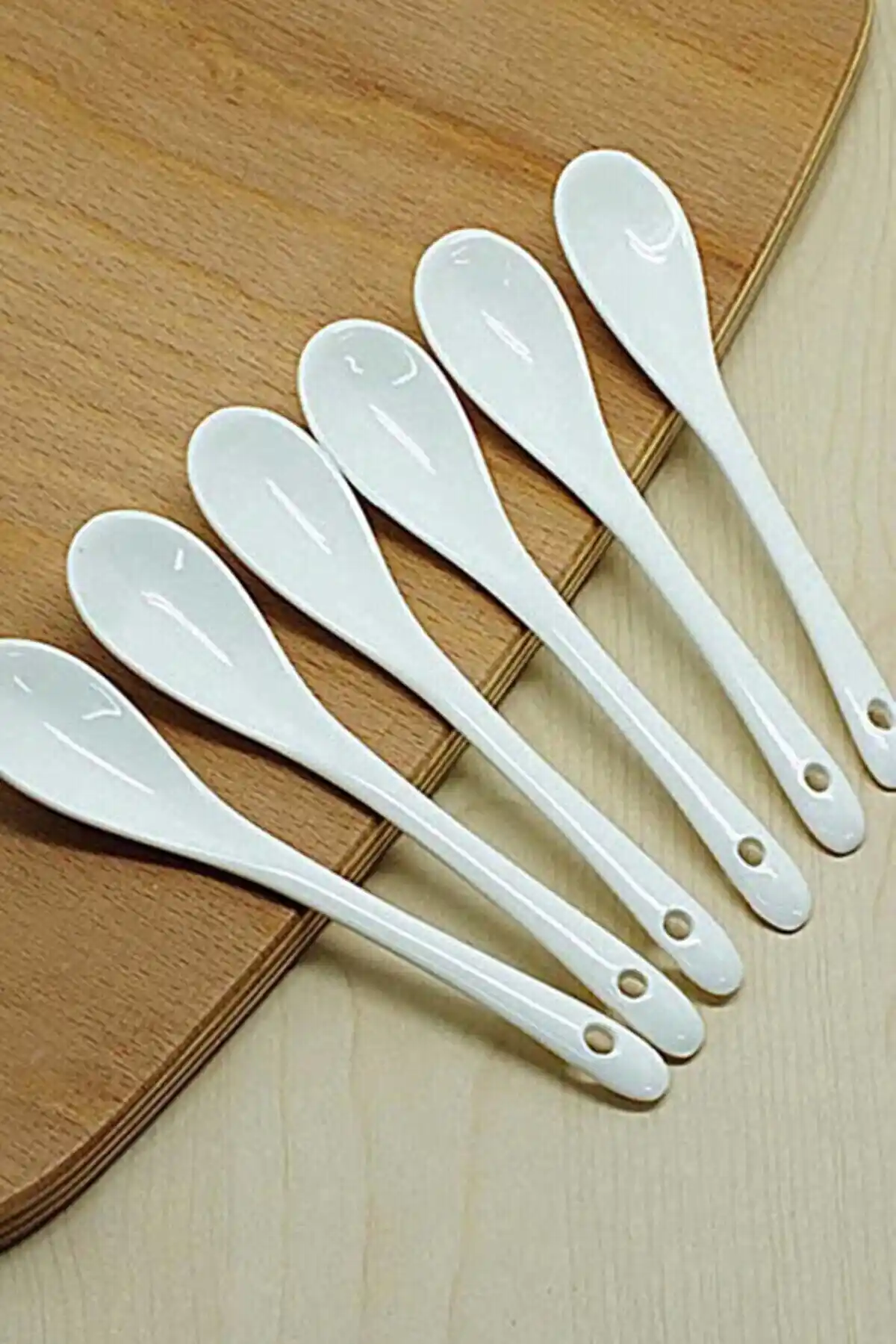 Porselen Kaşıklıklar ve Dekorasyonda Estetik ve Fonksiyonellik Sağlayan Seçenekler