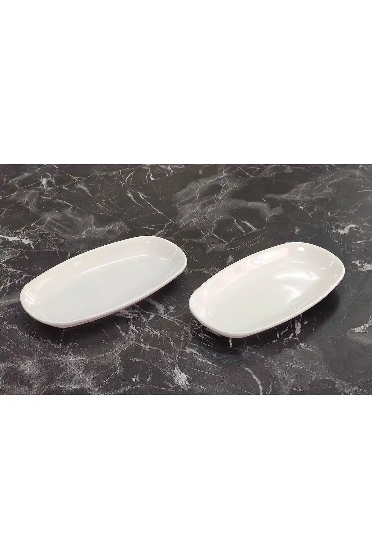 Porselen Kayık Salata Tabağı ile Sofranıza Zarafet Katın ve Dekorasyonunuzu Geliştirin