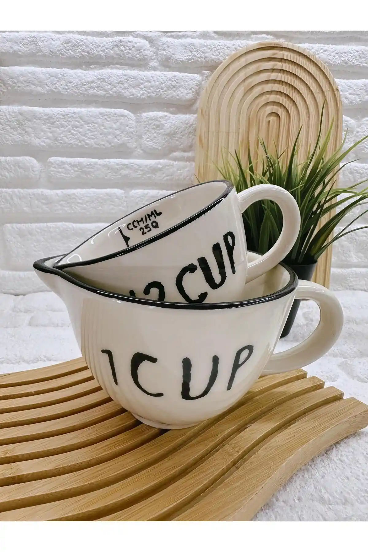 Porselen Ölçü Kabı ve Dekorasyonda Kullanımı: Estetik ve Fonksiyonellik Bir Arada