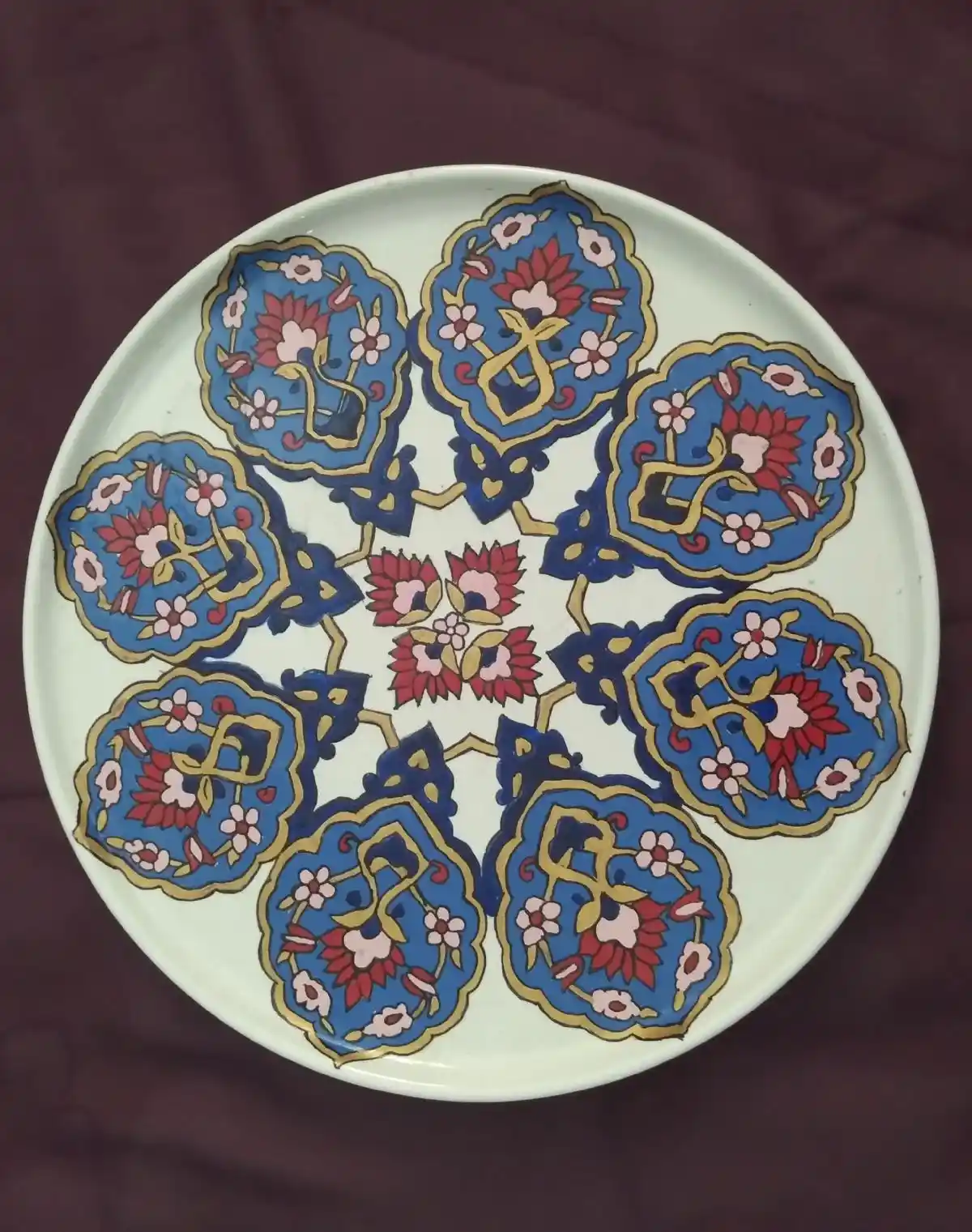 Porselen Tabak Duvar Süsü: Estetik ve Dayanıklı Dekoratif Çözümler