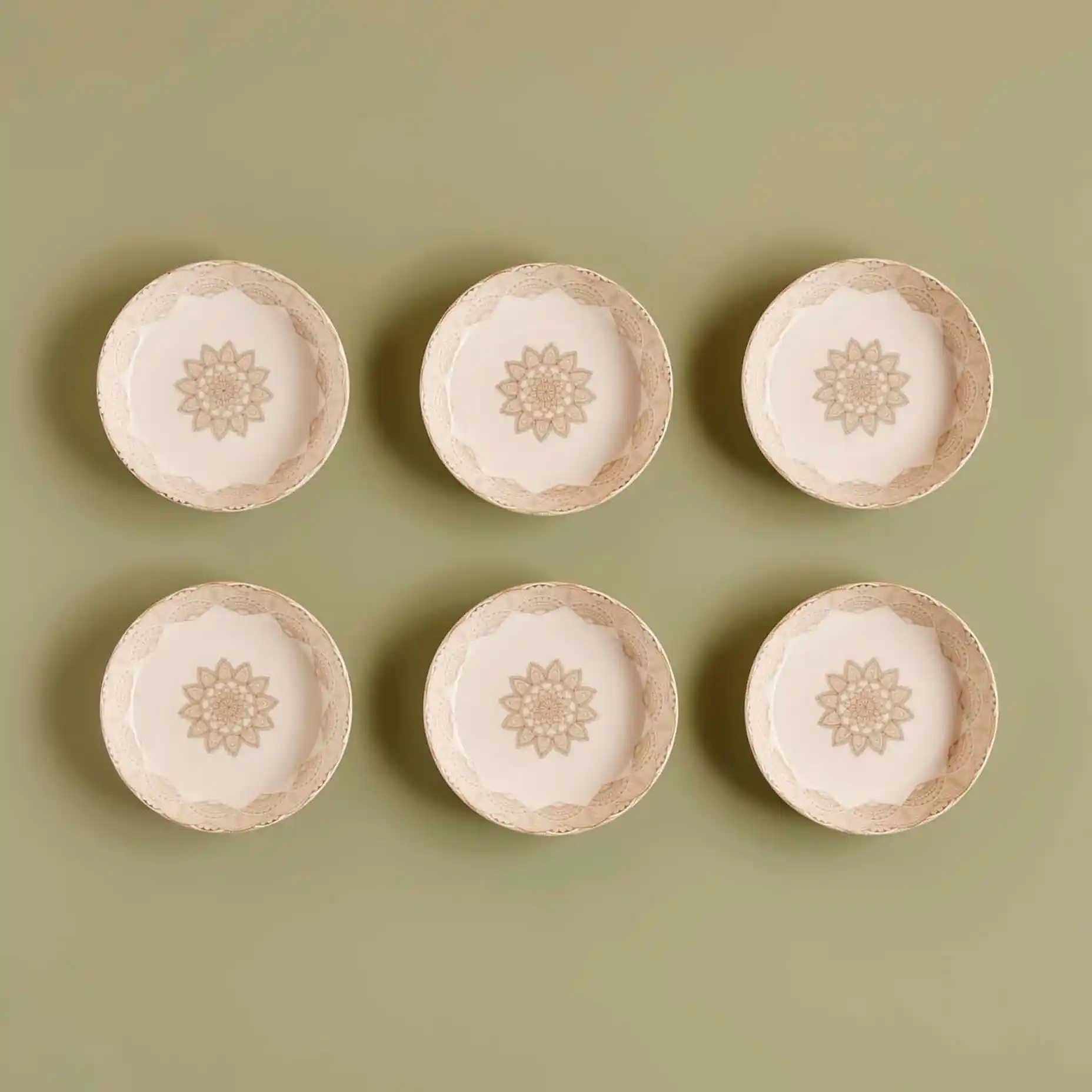 Porselen Yemek Tabağı ile Dekorasyonun Zarif ve Şık Dünyası