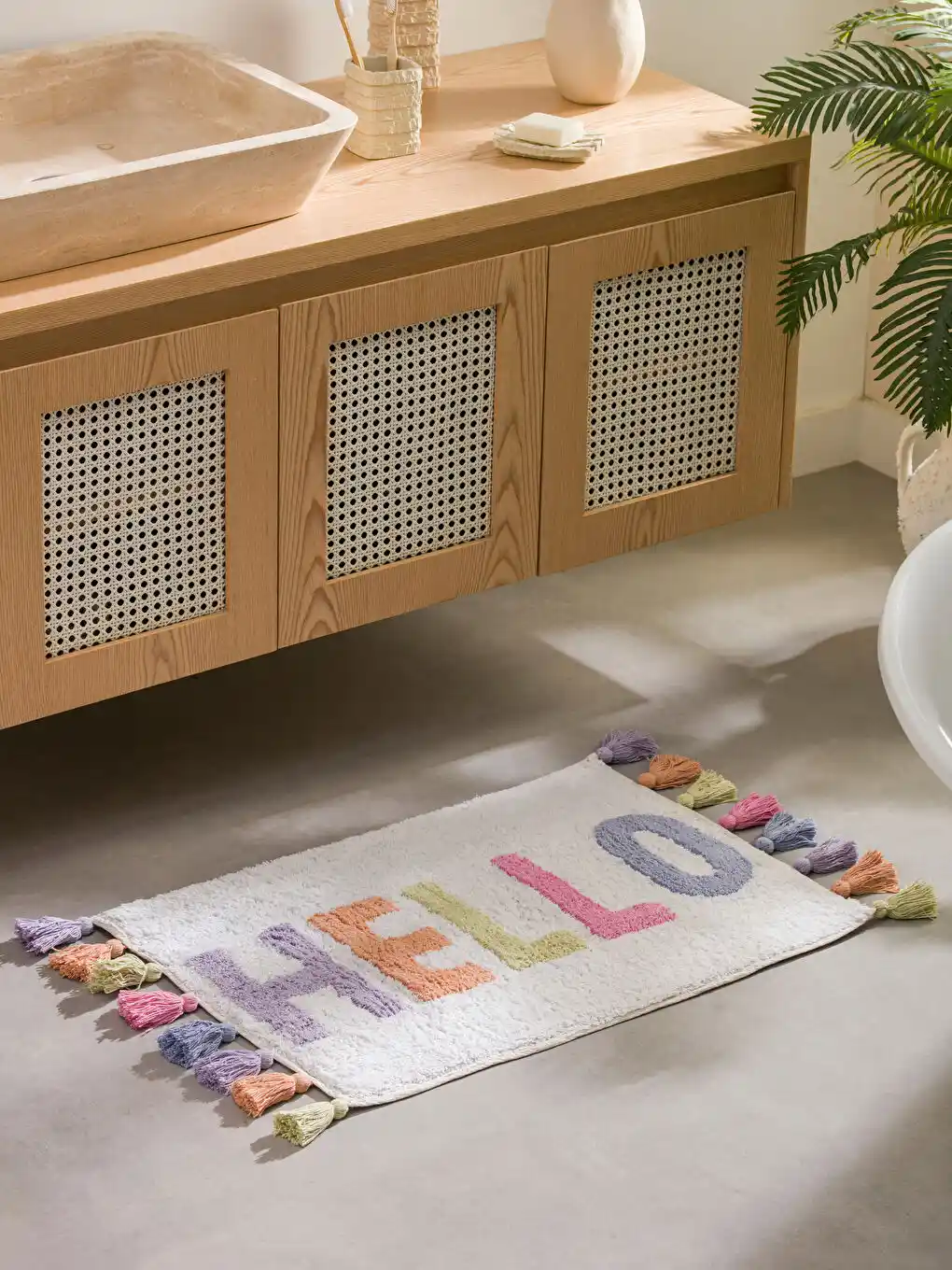 Püsküllü Banyo Paspası Seçenekleri ve Dekorasyon İpuçları