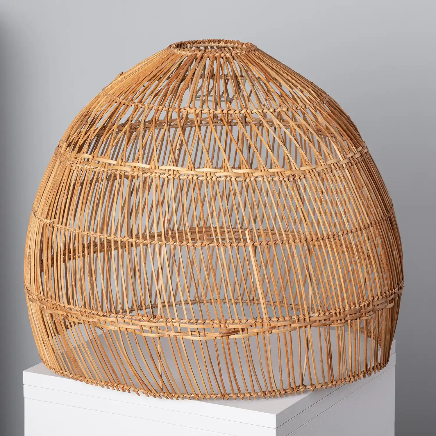 Rattan Abajur ile Ev Dekorasyonunda Doğal ve Şık Bir Dokunuş Yaratın