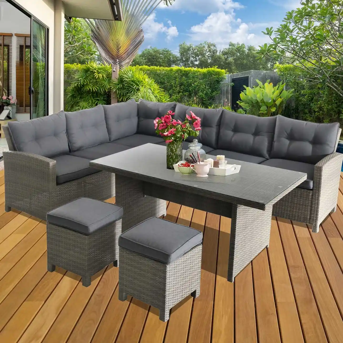 Rattan Köşe Takımı: Doğal Şıklık ve Fonksiyonelliğin Modern Yansıması