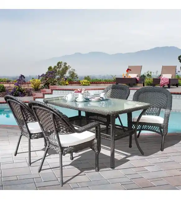 Rattan Yemek Takımı: Doğal Şıklık ve Sürdürülebilirlik ile Dekorasyonunuzu Zenginleştirin