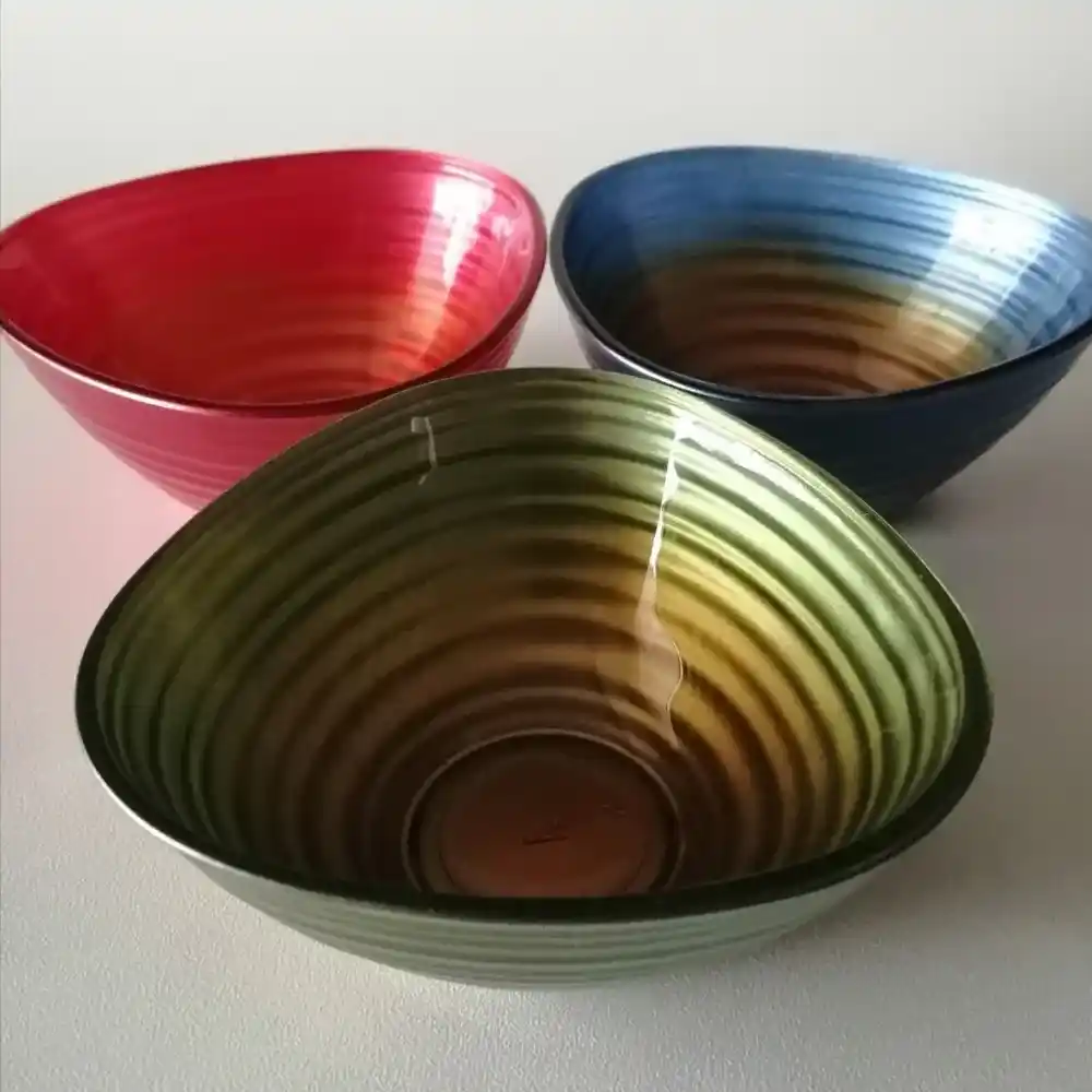 Renkli Cam Kaselerle Dekorasyonunuza Canlılık Katmanın Yolları ve Farklı Seçenekler