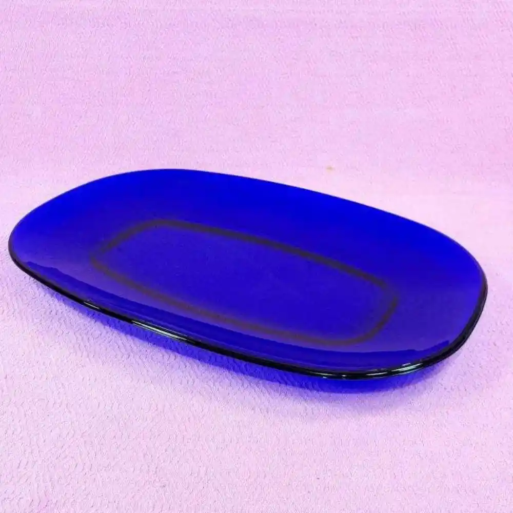 Renkli Cam Tabaklarla Dekorasyonda Zarafet ve Canlılık Yaratmanın Yolları