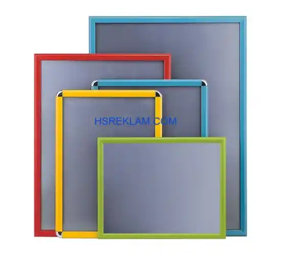 Renkli Çerçevelerle Dekorasyonunuzu Canlandırın ve Mekânlara Enerji Katın