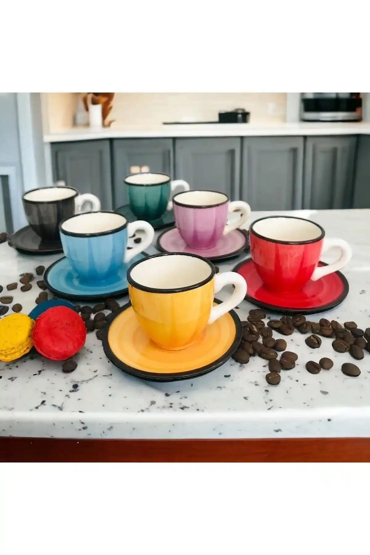 Renkli Fincan Takımıyla Dekorasyonunuzu Canlandırın ve Mutfak Atmosferini Geliştirin