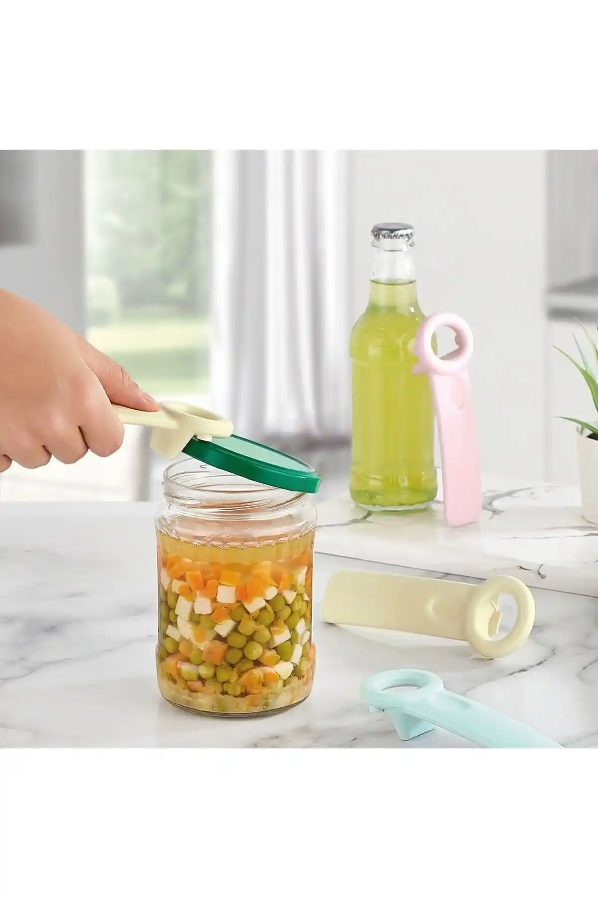 Renkli Kavanozlarla Dekorasyon: Yaratıcı ve Şık İç Mekan Tasarımları