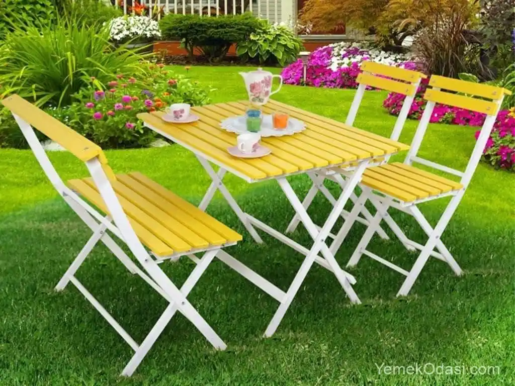 Renkli Masa Sandalyeleri ile Dekorasyonda Canlılık ve Şıklık Yaratmanın Yolları