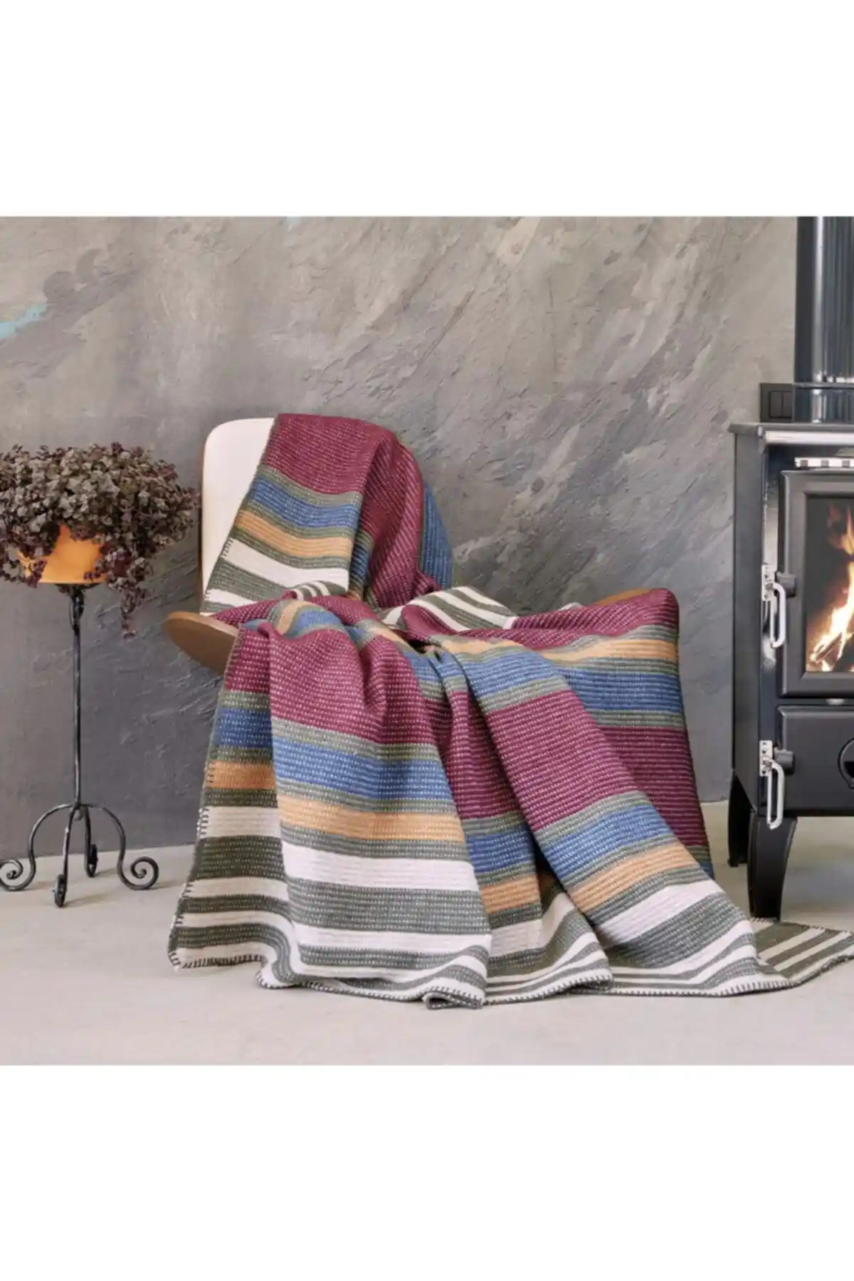 Saçıl Battaniye ile Dekorasyonda Sıcaklık ve Şıklık Sağlayan Modern Çözümler