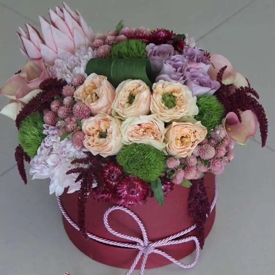 Şakayık Çiçeğinin Dekorasyondaki Kullanım Alanları ve Estetik Değeri