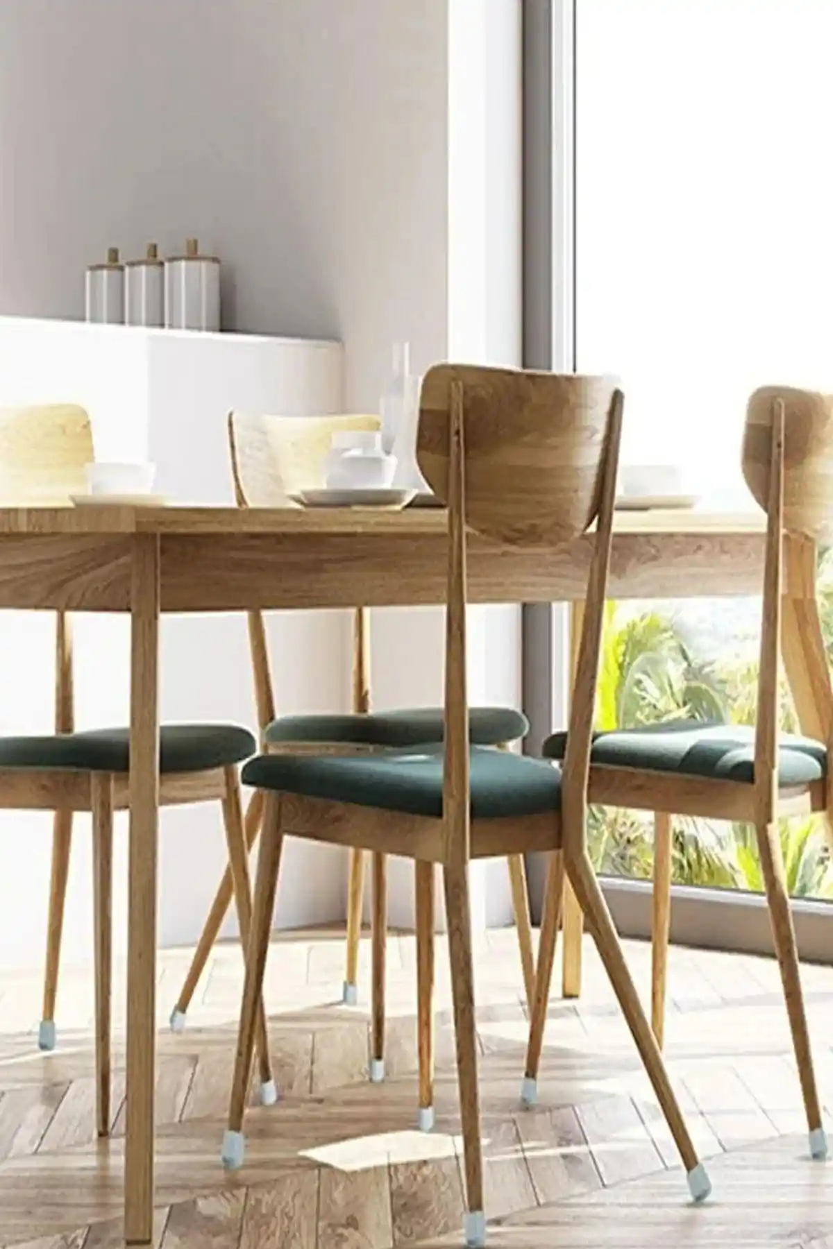 Sandalye Ayaklarına Silikon Kullanımı ile Dekorasyon ve Koruma Çözümleri