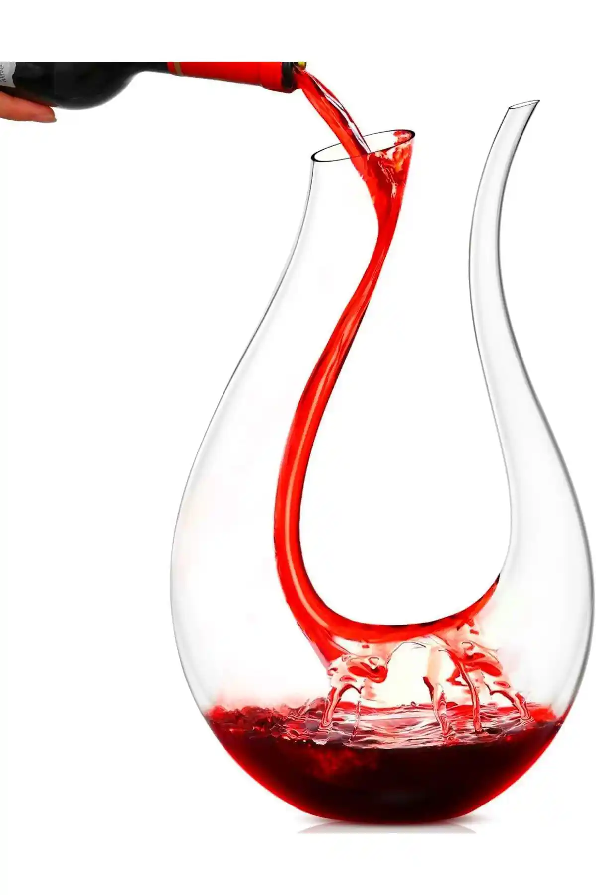 Şarap Sürahisi ile Dekorasyonda Zarif ve Fonksiyonel Detaylar Yaratma Rehberi